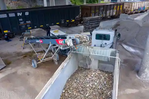 Bulk Building Materials train unloading